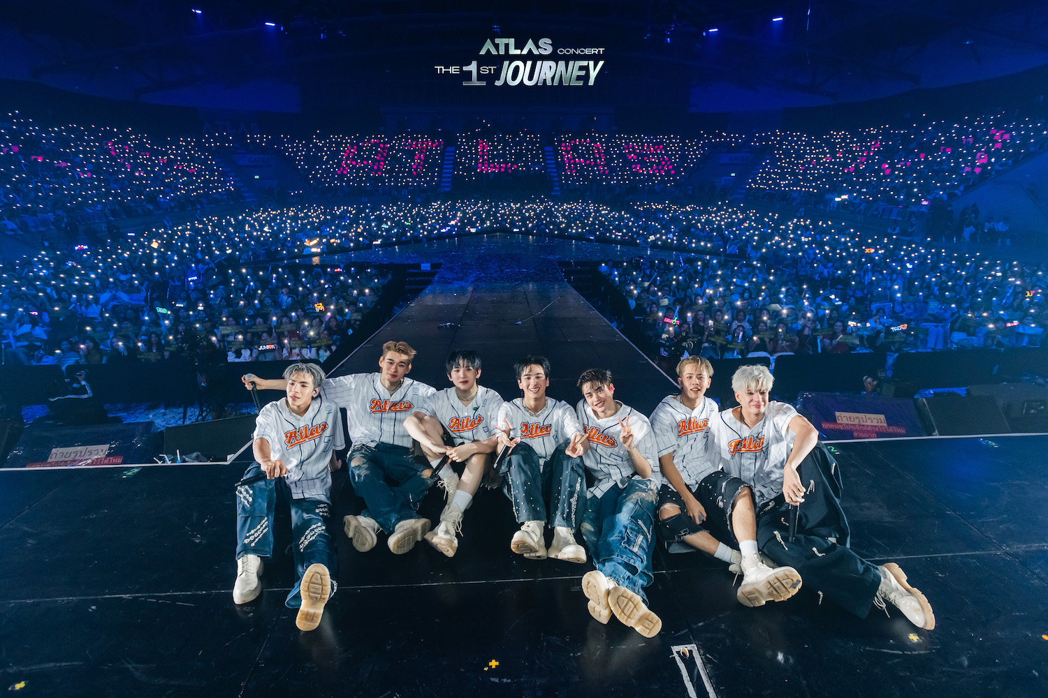 คอนเสิร์ตใหญ่ครั้งแรกของ 7 หนุ่ม ATLAS กับบทพิสูจน์ความสำเร็จ สร้างความประทับใจแฟนเพลงน้ำตาล้นฮอลล์